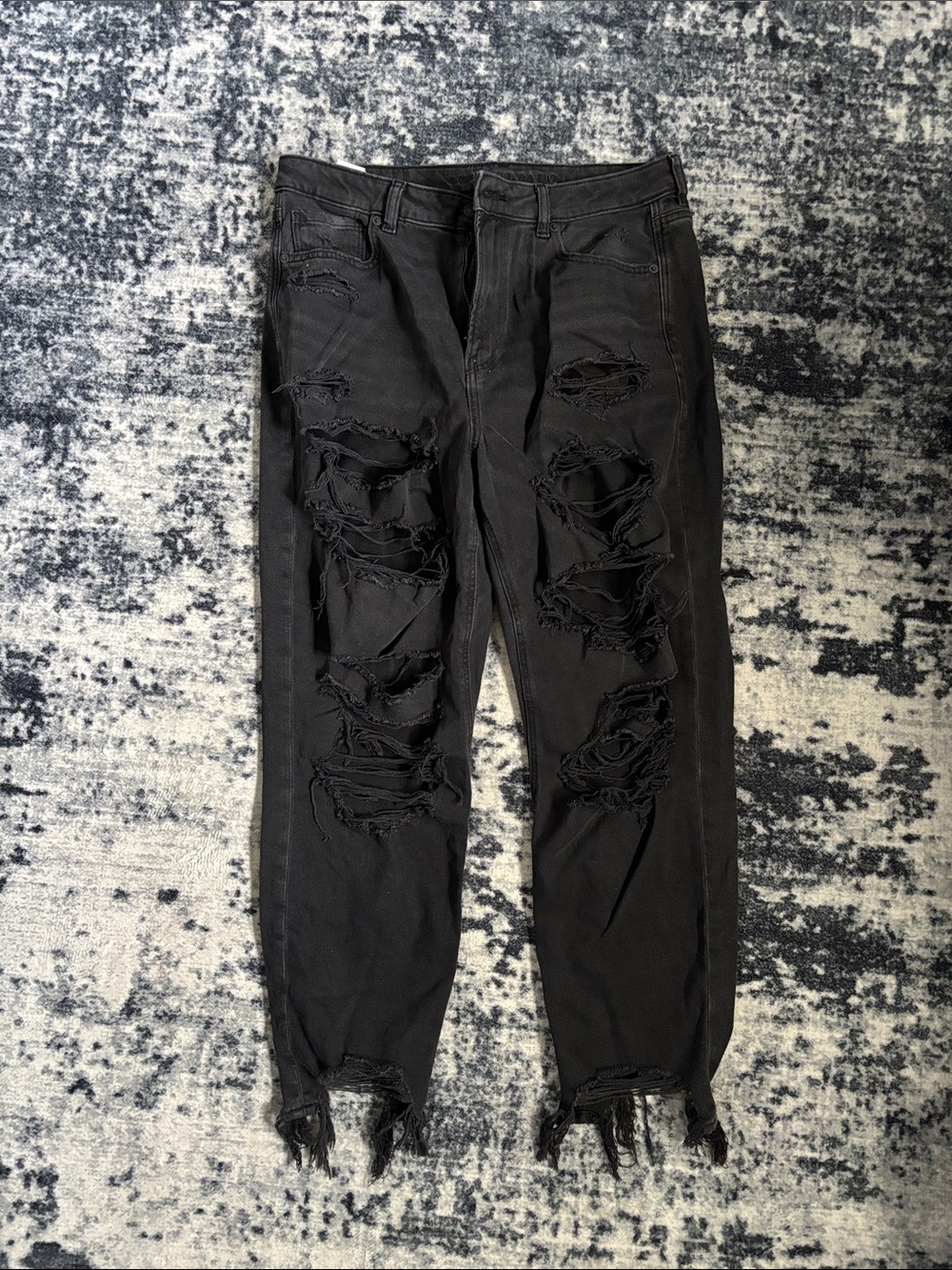 Black Distressed Ripped Jeans - AE